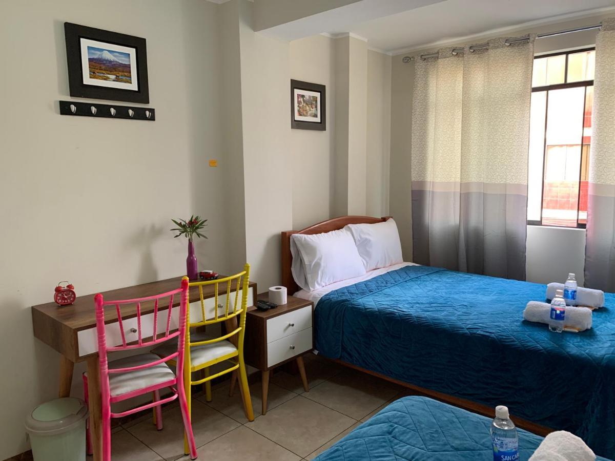 Chaglla Airport Bed & Breakfast Callao Bagian luar foto